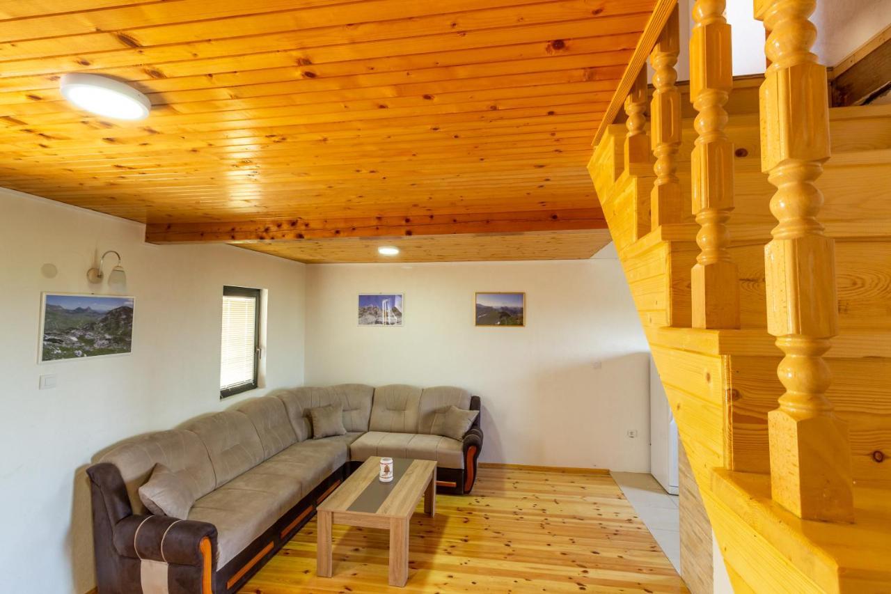 Guesthouse Wolf Žabljak Exterior foto