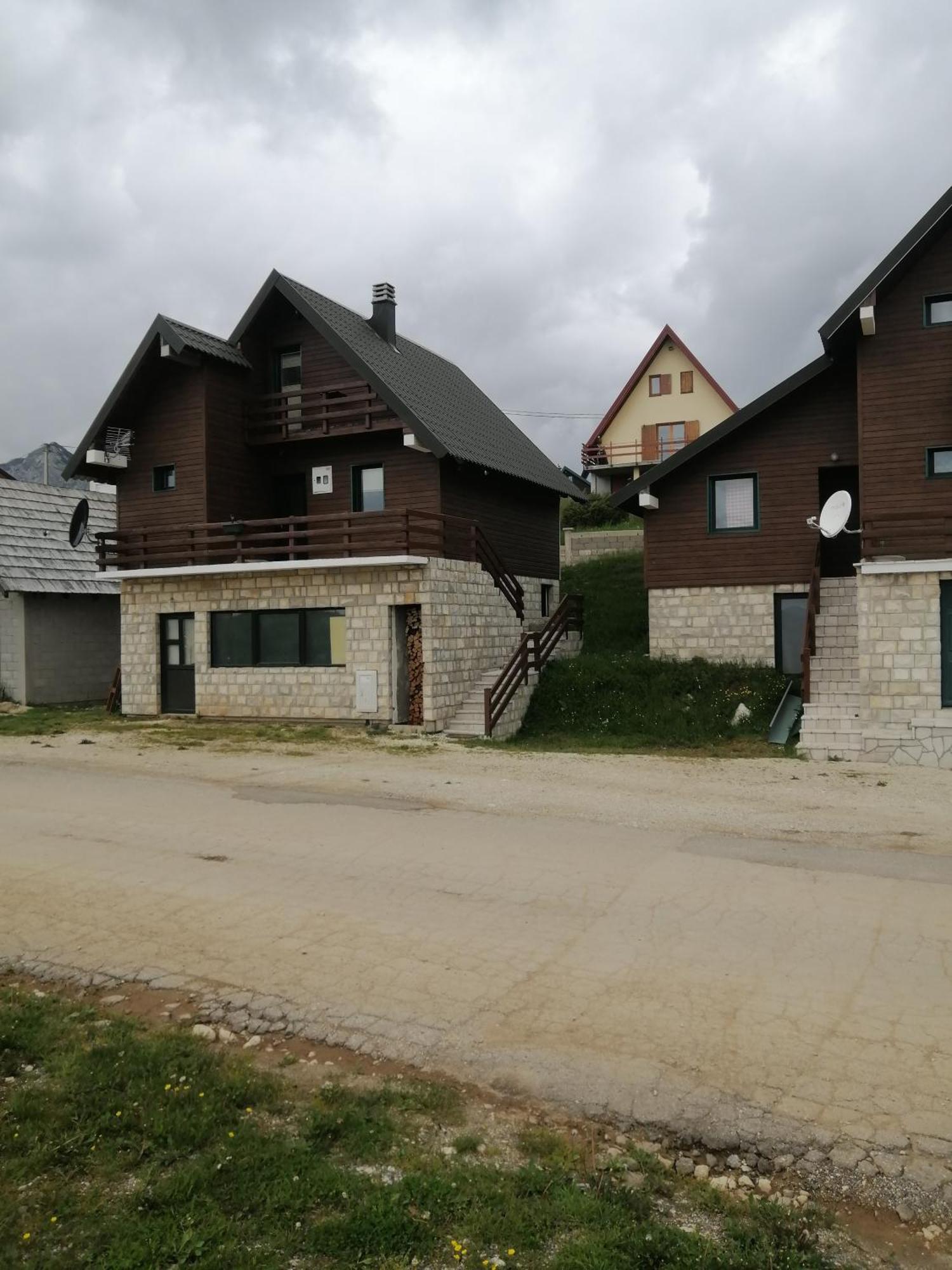 Guesthouse Wolf Žabljak Exterior foto